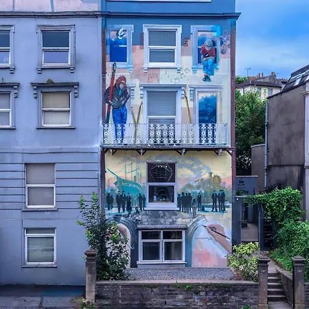 Apartment Stylish Flat Near Clifton Village W/ Art Vibe Bristol