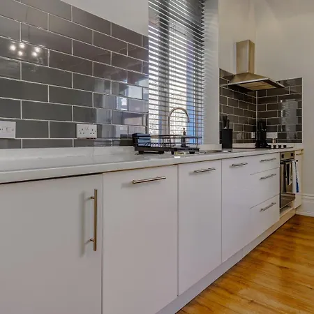 Stylish View Flat In Mural Quarter *