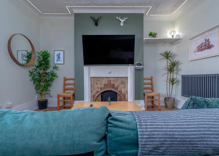 Апартаменты Stylish View Flat In Mural Quarter *